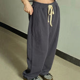 Einfache einfarbige Baggy-Jogginghose